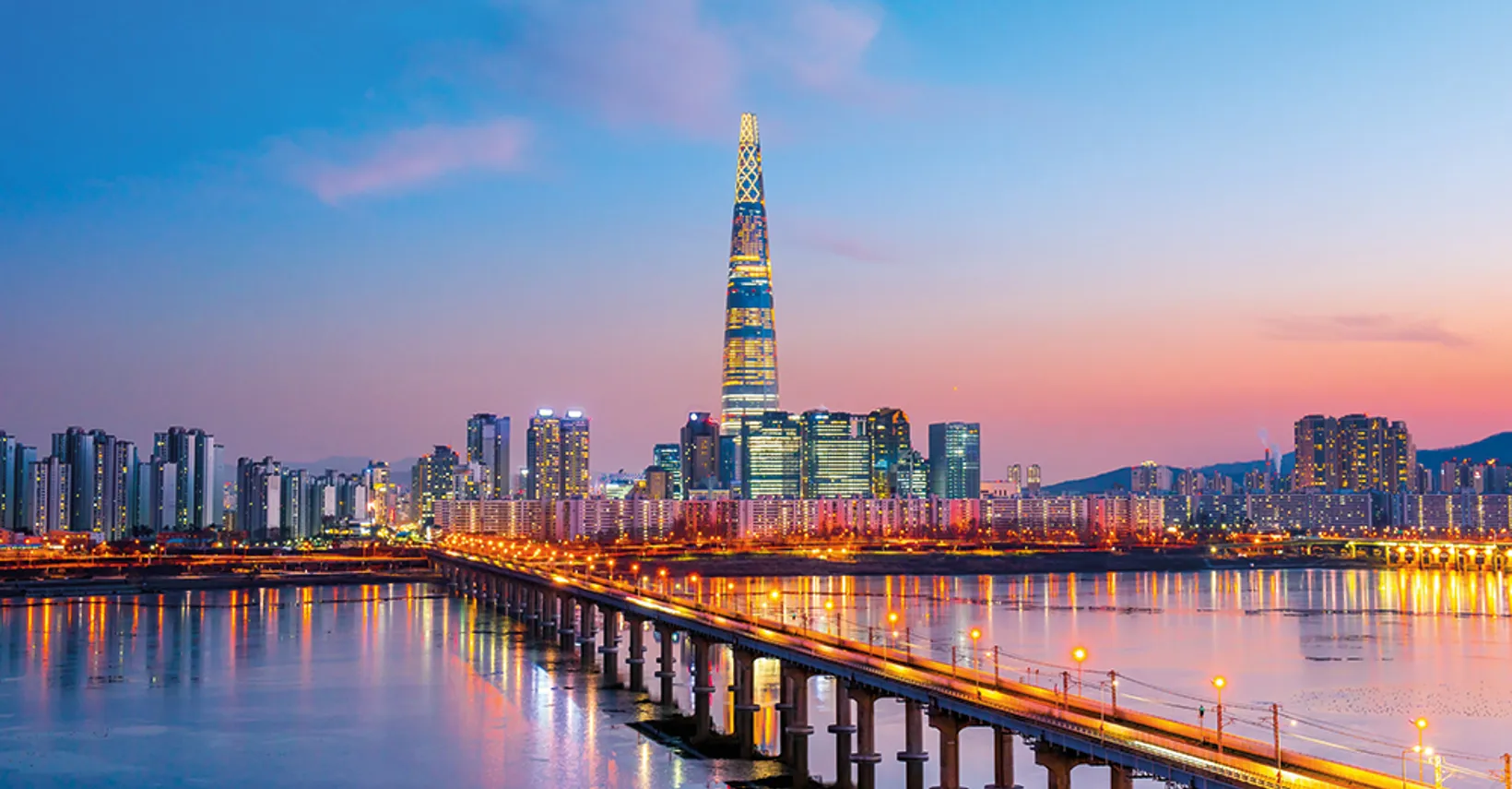 The Han River and Seoul skyline at twilight, home to Clarksons' Korean chartering team