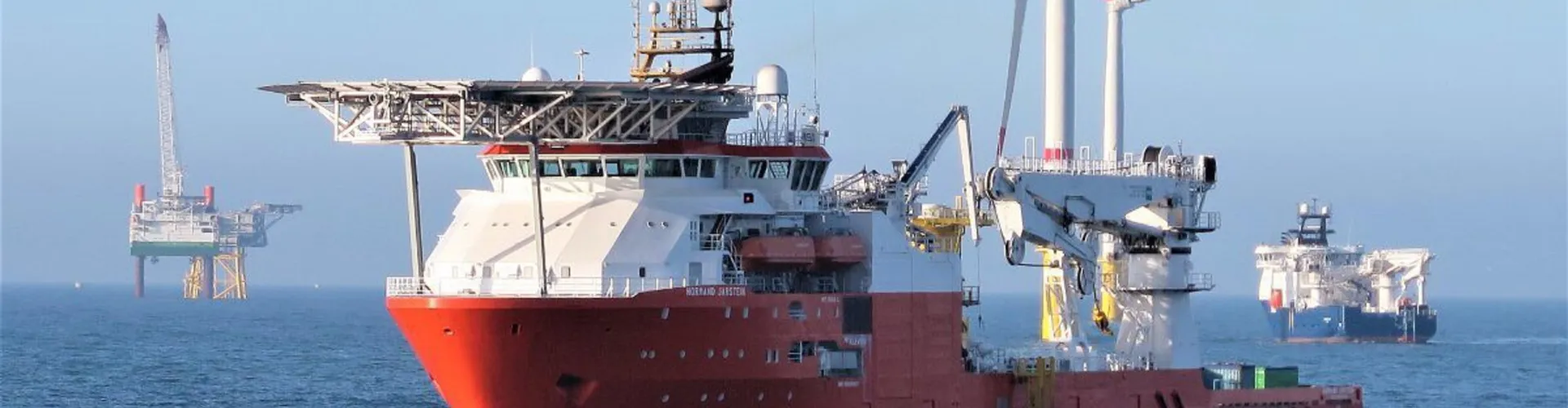 Offshore ROV construction vessel at an offshore wind farm location