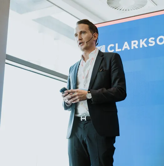 Kenneth Tveter presents at event
